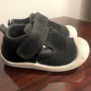 Brand new toddler shoes size 8
